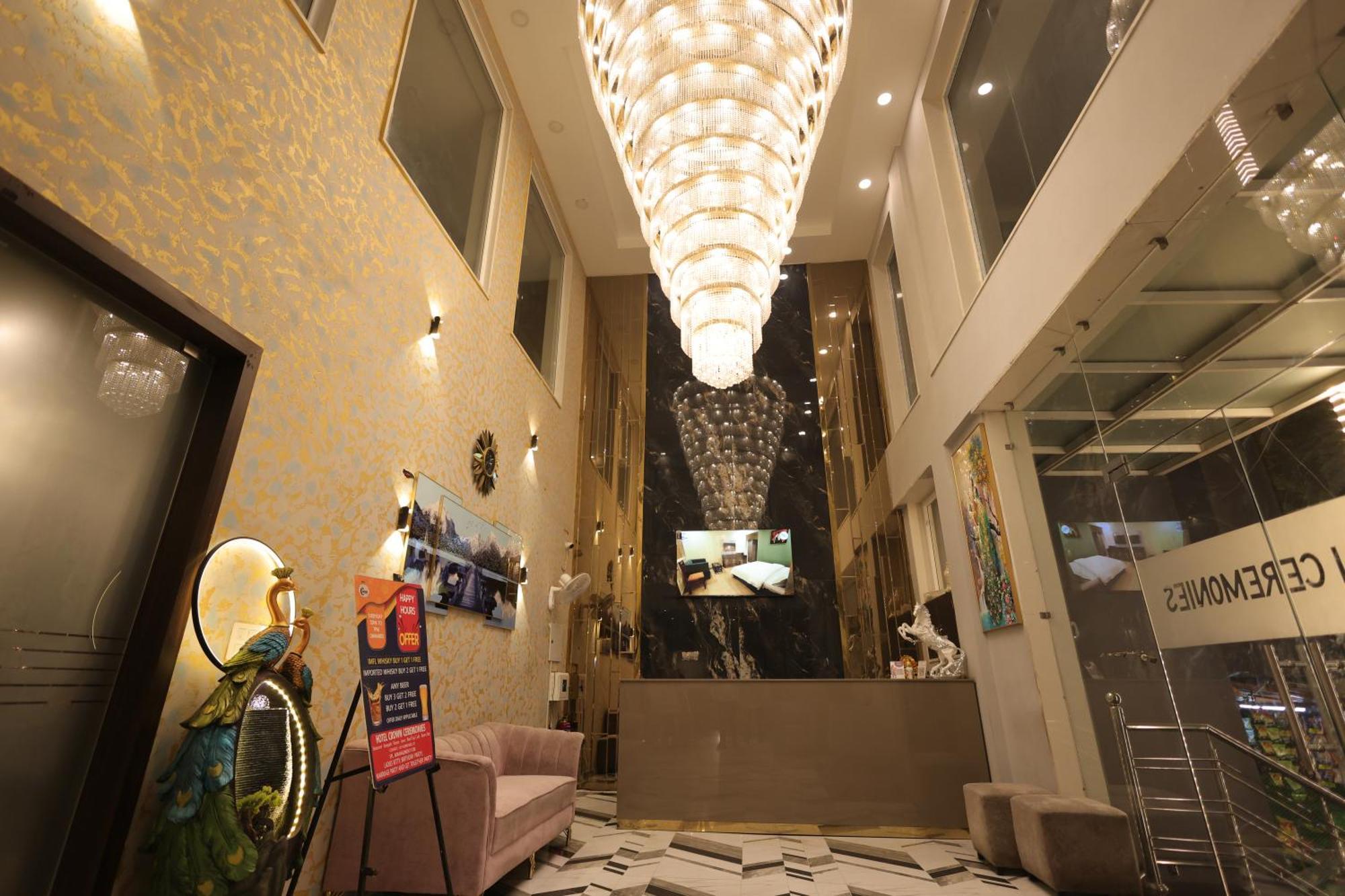 Crown Ceremonies Hotel Faridabad Luaran gambar