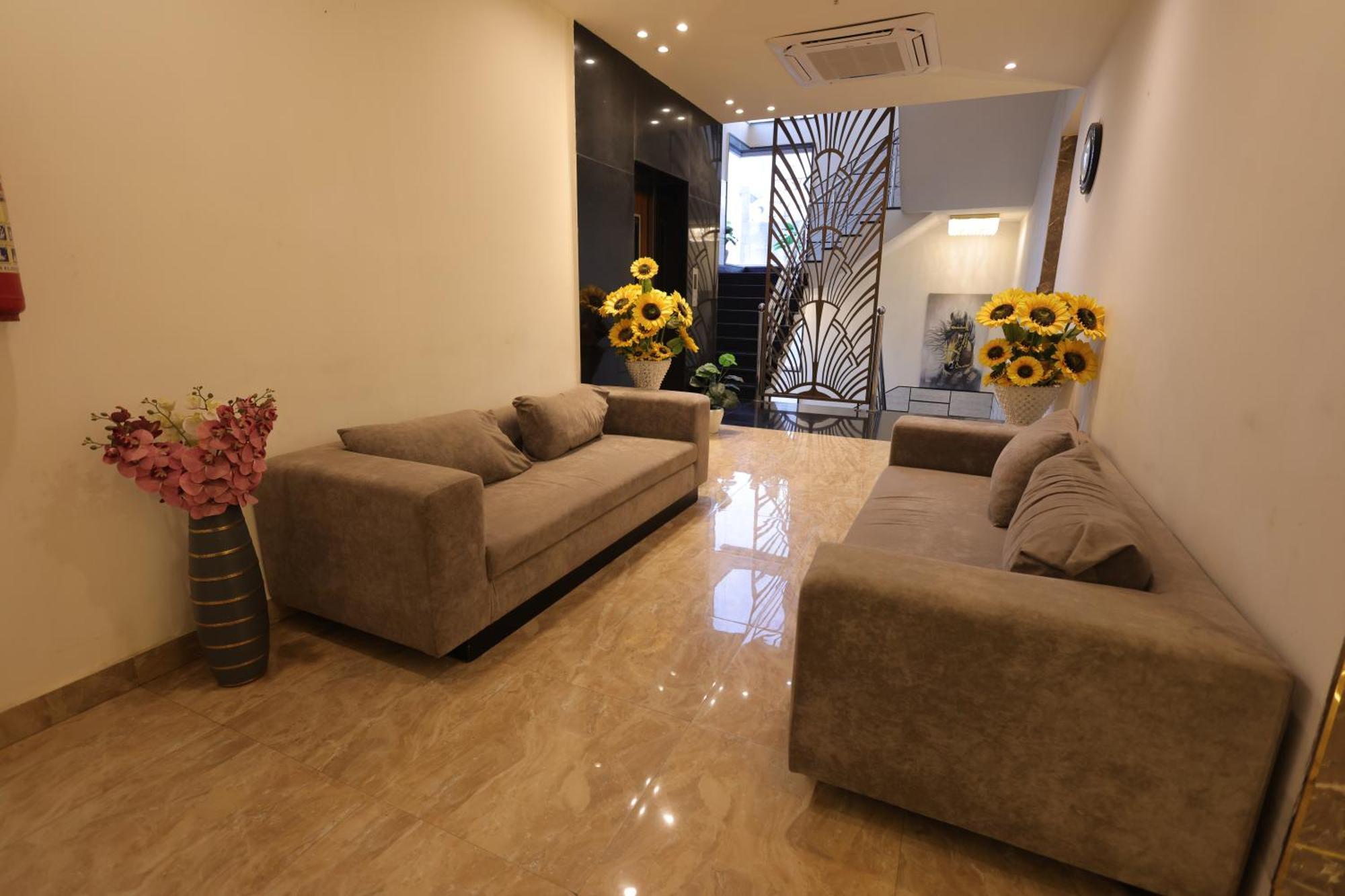 Crown Ceremonies Hotel Faridabad Luaran gambar